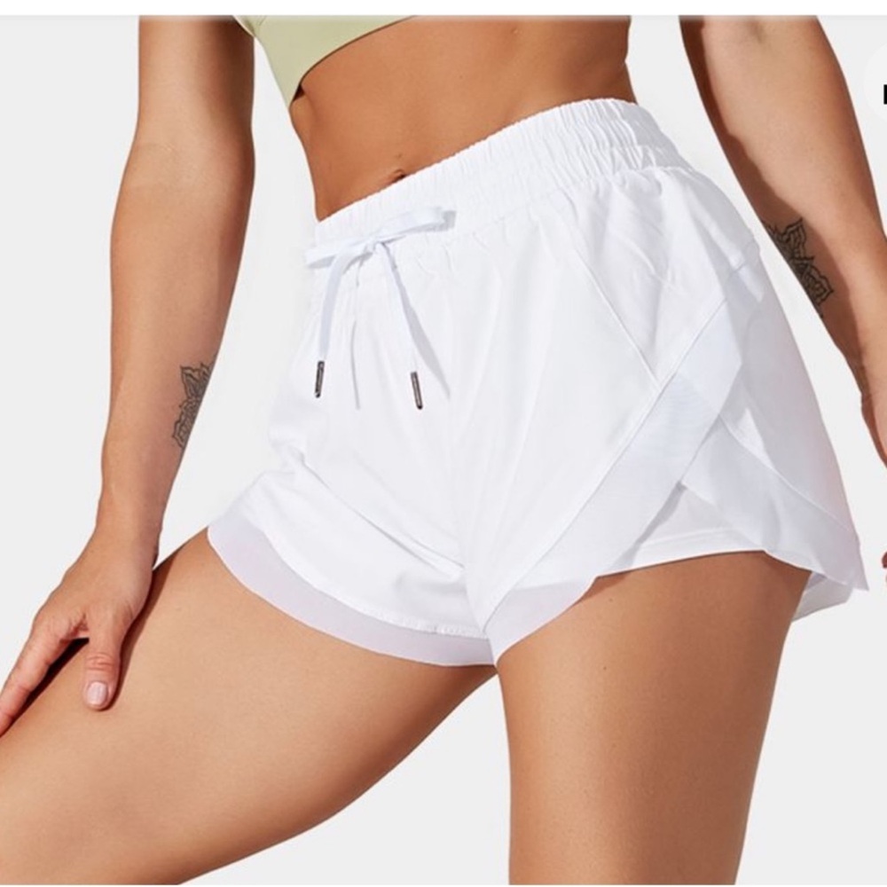 Halara Mid Rise Drawstring Contrast Mesh 2-in-1 Flowy Running Short NWT